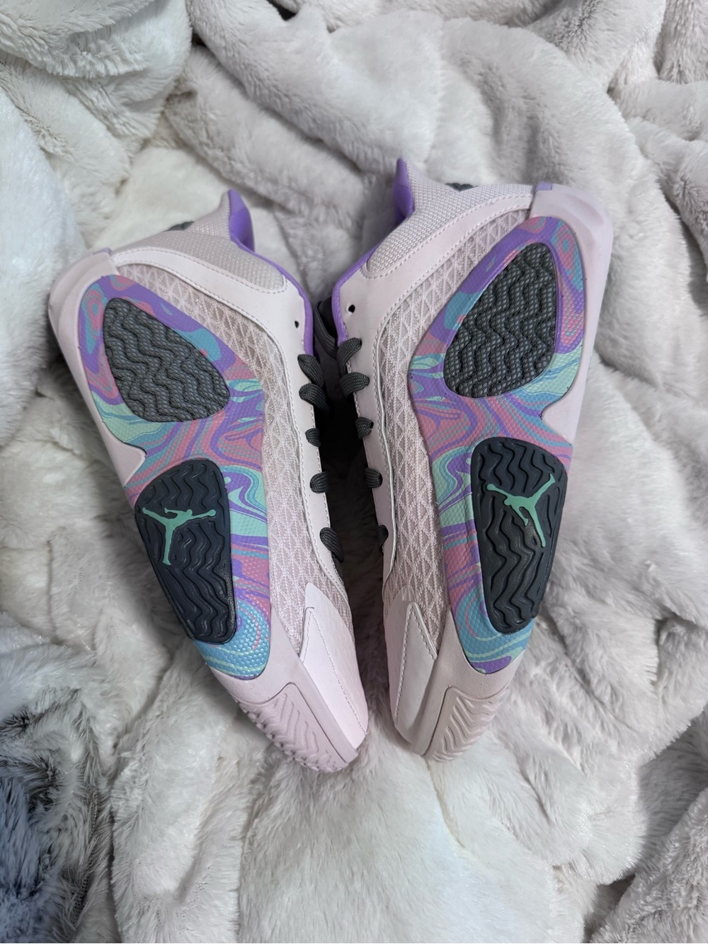 Air Jordan Tatum 2 Sidewalk Chalk NWOT Youth 4.5 Women’s 6